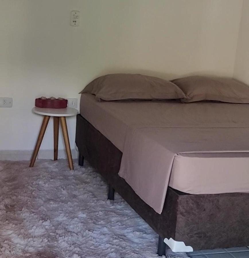 Encasa Guest House - Hospedagem Suites Em إلهابيلا المظهر الخارجي الصورة