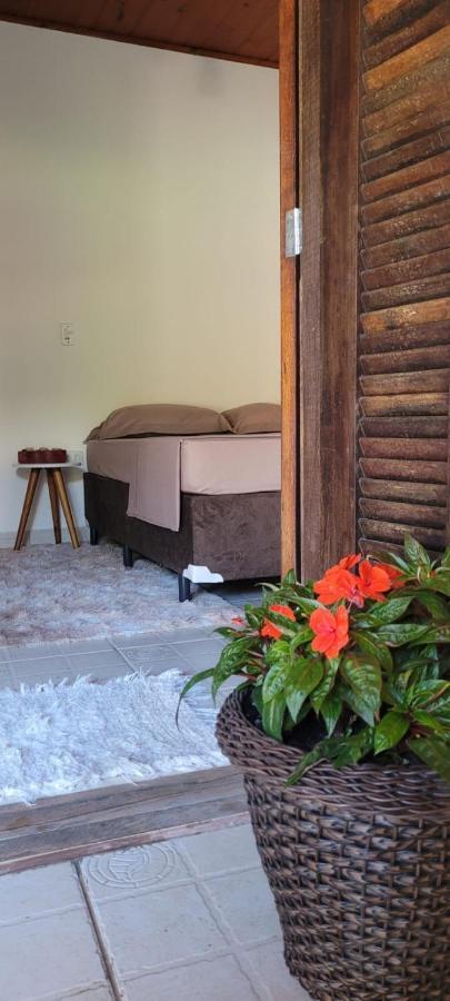 Encasa Guest House - Hospedagem Suites Em إلهابيلا المظهر الخارجي الصورة